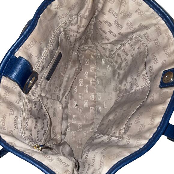 Michael Kors Navy Jet Set Travel Leather Tote Bag - Picture 4 of 4